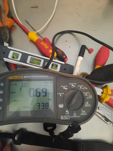 Elektryk Słupsk Media Land Instal - Usługi elektryczne